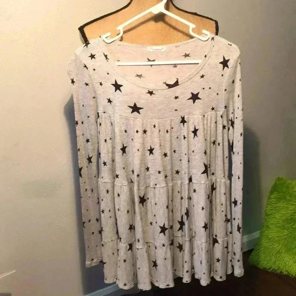 Maroni tiered babydoll top b4 - Picture 2 of 4